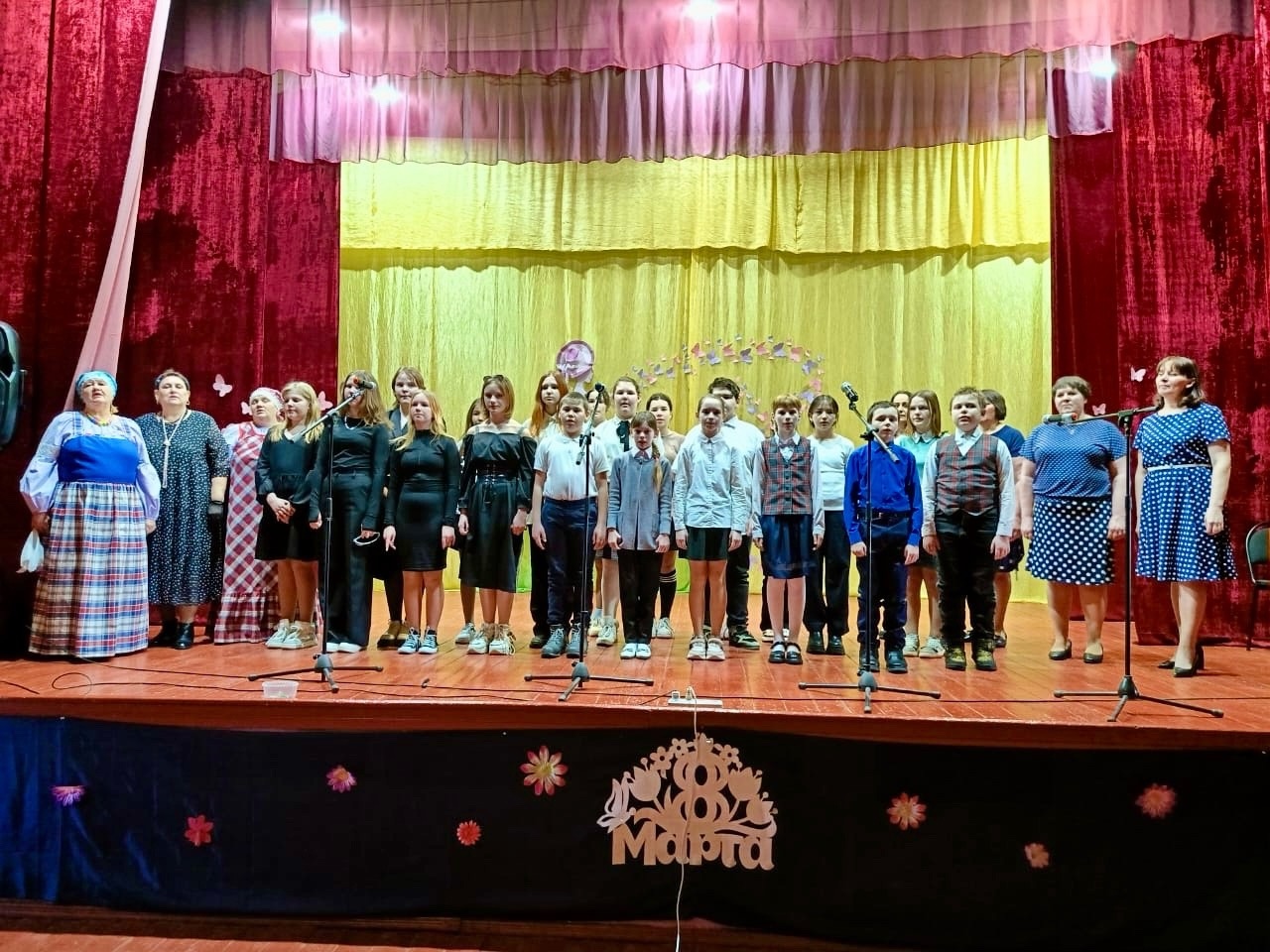 Праздничный концерт &amp;quot;Любимым женщинам&amp;quot;.